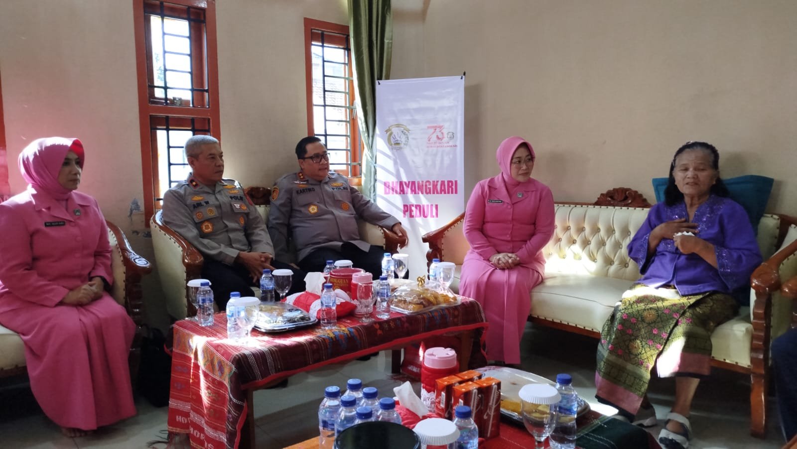 Kapolda Aceh Anjangsana ke Keluarga yang Gugur Penumpasan Jaringan Teroris Jalin, Aceh Besar