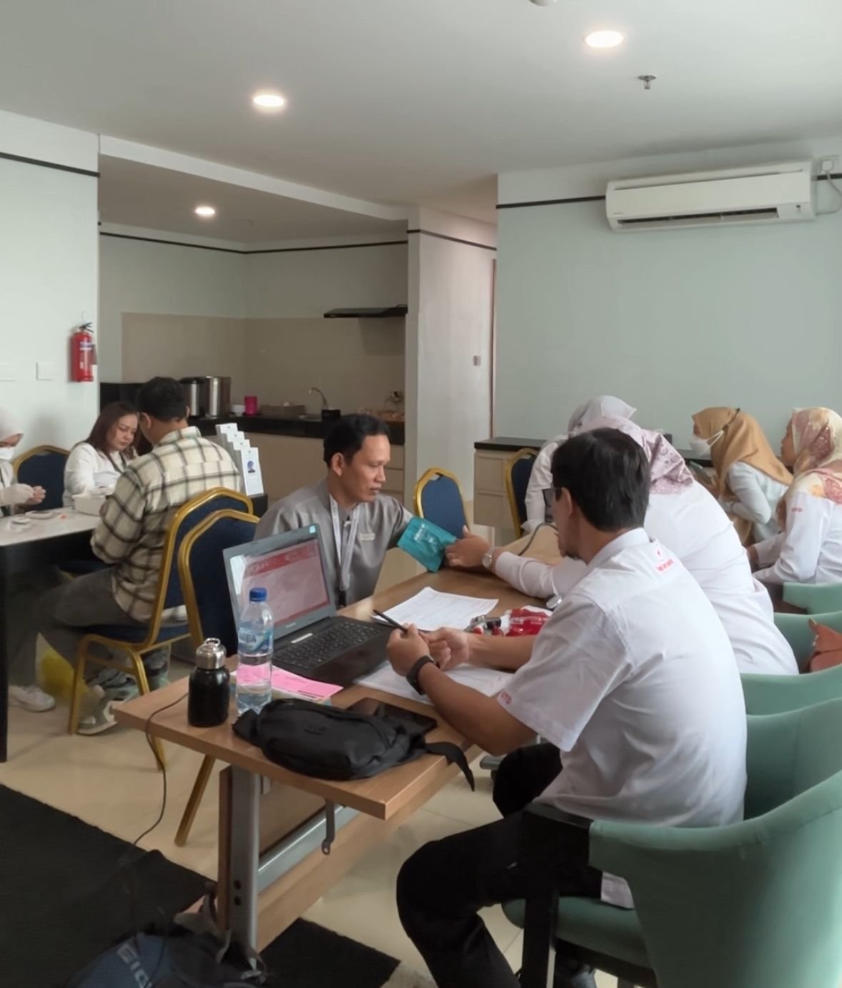 The Reiz Suites Beserta PMI Dan RS Mitra Medika Premiere Gelar Aksi Donor Darah Di Hari Pahlawan Nasional