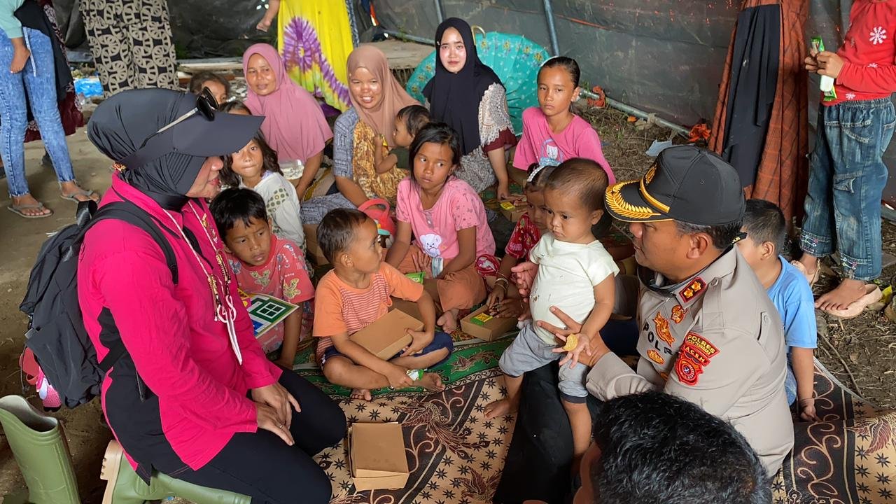 Kapolres Aceh Tenggara Dan Empati Untuk Korban Banjir Ketambe