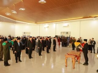 Tarmizi Lantik Pejabat Struktural Baru di Lingkungan Pemkab Aceh Barat 