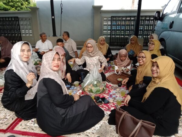 Puskesmas Lhoknga Bangun Soliditas Melalui Buka Puasa Bersama