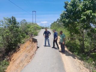 PUPR Tangani Jalan Longsor Ruas Jawi-Sipot Sungai Mas Aceh Barat