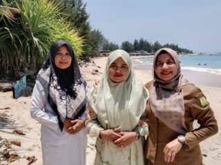 Dinas Kesehatan Pantau Lokasi Wisata Pantai di Aceh Besar