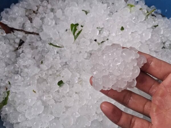 Hujan Es Seukuran Kelereng Guyur Aceh Tengah