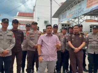 GEBRAK Demo Kejari Langsa Tuntut Penanganan Kasus Korupsi dan Bantuan Banjir