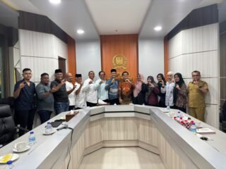 Ketua DPRK Dukung Forkom KDMP Banda Aceh Jadi Motor Penggerak Kemandirian Gampong