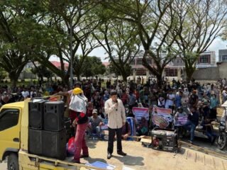 Ribuan Pendemo Tuntut Sejumlah Hak Korban, Termasuk Desak KPK Periksa Pemkab Bireuen