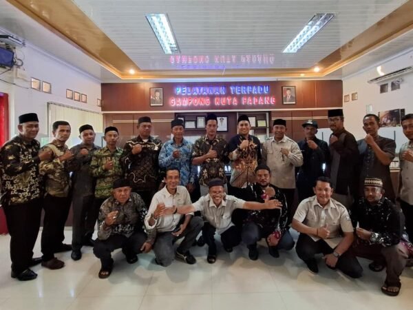 17 Geuchik Kecamatan Bubon Studi Tiru di KPTA Desa Kuta Padang