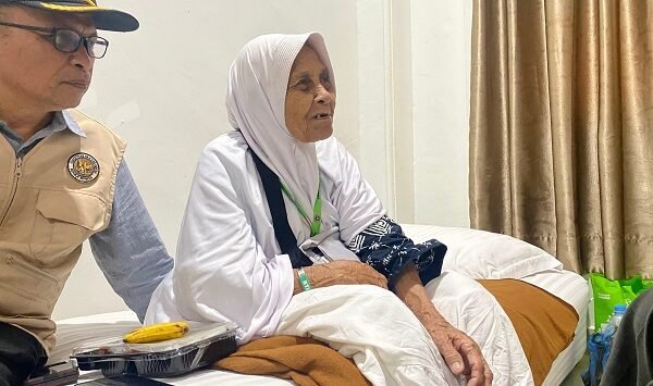 Langkah Ramlah Sali Menuju Baitullah di Usia Satu Abad Lebih