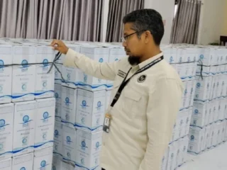 27 Ribu Liter Air Zamzam Tiba di Asrama Haji Aceh