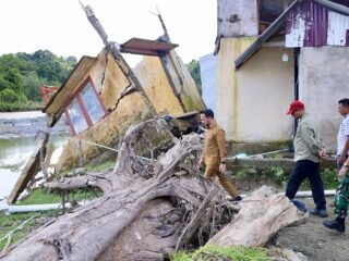 Satgas Rehabilitasi dan Rekonstruksi Bencana Sumatera Tinjau Gampong Bencana di Aceh Barat