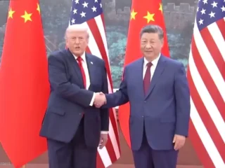 Trump dan Xi Bertemu di Beijing, Bahas Dagang hingga Taiwan