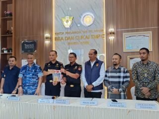 BC Gagalkan Penyelundupan 1.000 Mayam Emas ke Malaysia