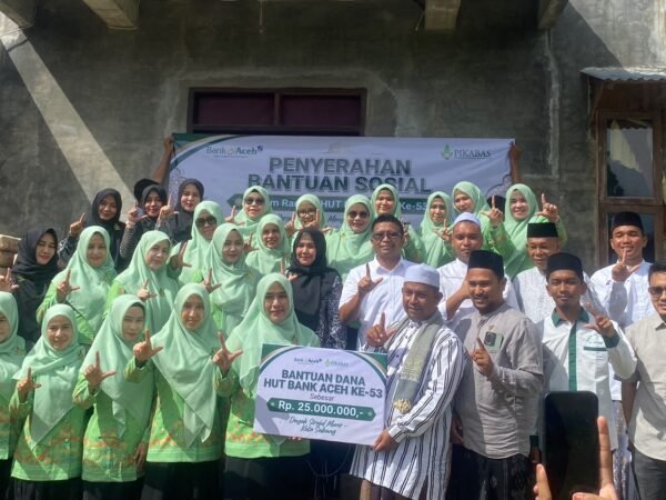 Ketua PIKABAS dan Rombongan Disambut Pimpinan Dayah Sirajul Munir Al-Aziziyyah dalam Kunjungan Silaturahmi