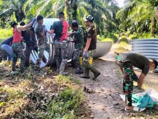 Kodim 0107/Aceh Selatan Kembali Bangun Jembatan Aramco di Empat Desa
