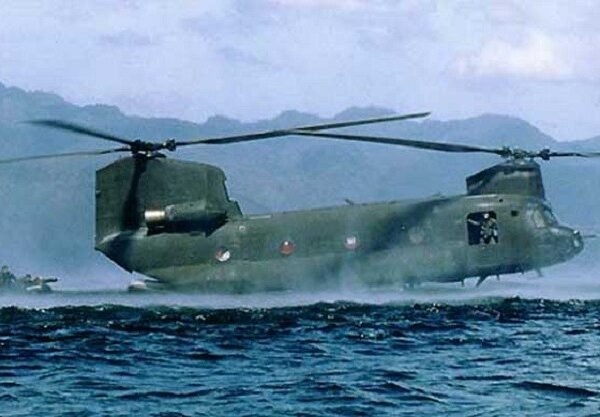Kebakaran Hutan di Kalimantan, Jepang Kirim Kapal dan Helikopter CH-47