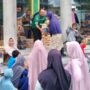 Dua Perusahaan Tambang di Babahrot Salurkan 1,5 Ton Beras dan Ratusan Karton Mi Instan untuk Korban Banjir