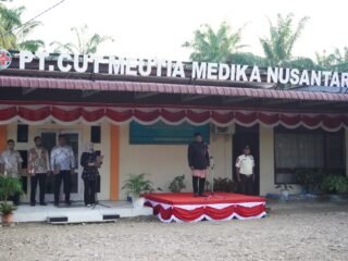Sayed Mahdum Inspektur Upacara HUT RI di PT CMMN