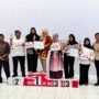 Wakili Bupati Nagan Raya, Kadis Parpora Serahkan Hadiah Perlombaan HUT ke-81 RI