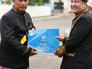 HUT TVRI Ke 64 Yusri, ST Terima Penganugrahan Tanda Kehormatan Satyalancana Karya Satya Dari Presiden Republik Indonesia