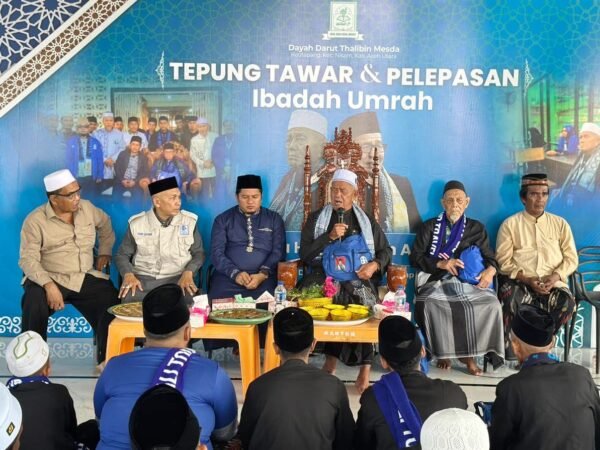 Dari Nisam Menuju Baitullah: Ribuan Warga Lepas 55 Jamaah Umrah yang Dipimpin Abu Hasballah