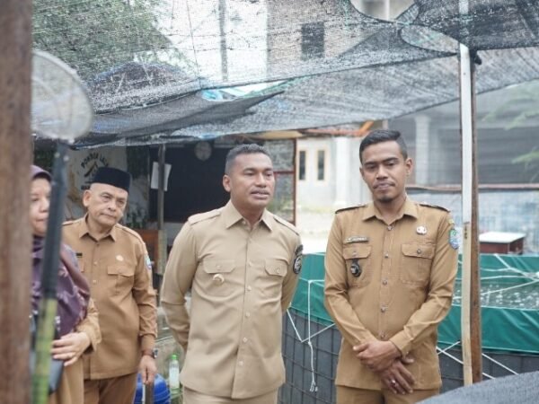 Bupati Abdya Tinjau Kolam Bioflok di Desa Geulumpang Payong