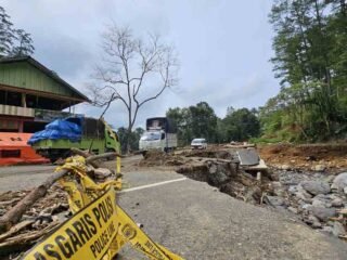 Pengambilan Batu Weh Ni Kulus Berpotensi Memperbesar Kerentanan Terhadap Bencana