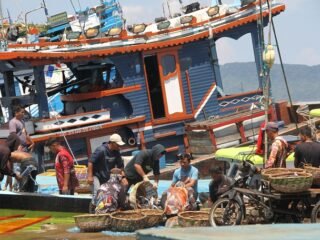 Lima Nelayan Aceh Masih Ditahan di Thailand