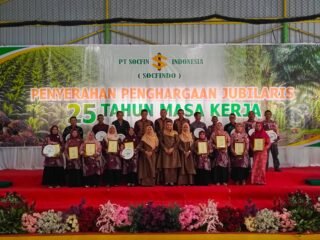 Mengabdi Genap 25 Tahun, PT Socfin Indonesia Beri Penghargaan untuk Karyawan PT Socfindo Nagan Raya 