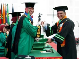 Unimal Wisuda 1.247 Lulusan, Danrem Lilawangsa Raih Gelar Magister