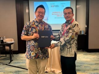 Tingkatkan Pengelolaan Kampus, Kepala Biro PKU UTU Sampai Training Leadership di Singapura