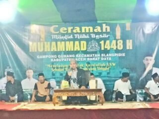 Masyarakat Guhang Antusias Menyaksikan Dakwah Tgk Deski Rahmad