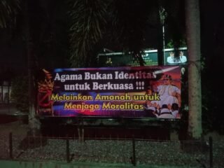 Heboh Spanduk "Agama Bukan Identitas untuk Berkuasa" Terpampang di Suka Makmur Nagan Raya