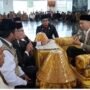 Luhay Ahmad Budiman Syah Resmi Masuk Islam di Masjid Giok Nagan Raya