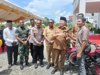 Serahkan Alsintan dari Kementan RI, TRK Ingatkan Warga Beutong Ateuh Tak Mudah Diprovokasi Pihak Luar