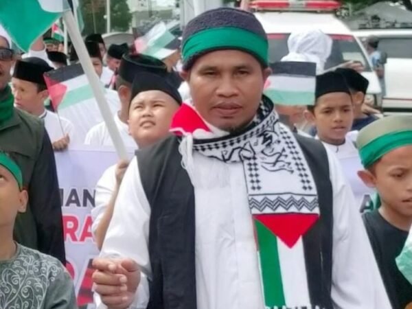 Polemik Bintang Bulan Tak Kunjung Tuntas, Tgk Lhok Weng Desak Pemerintah Bertindak